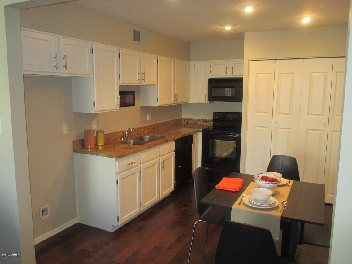 8024 E Oak St., Scottsdale, AZ 85257