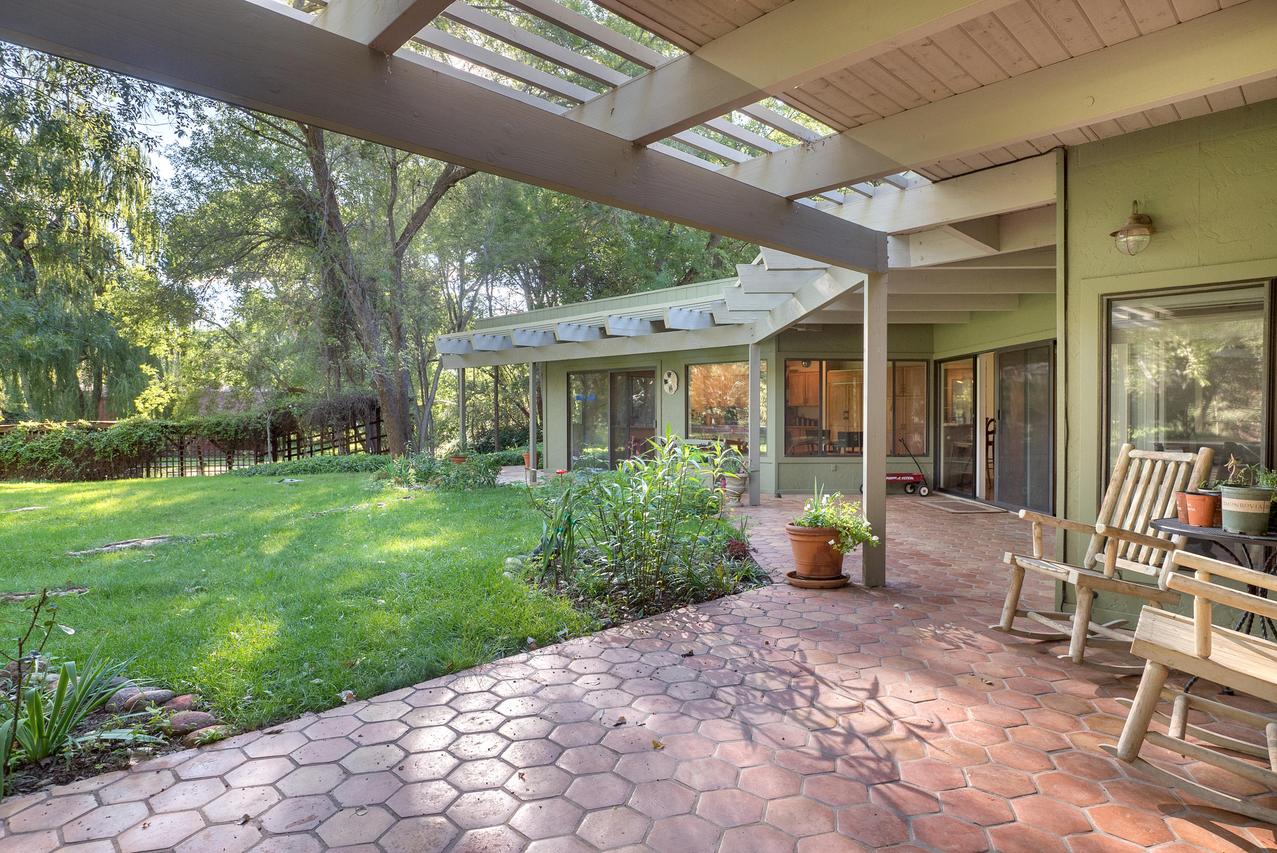 1255 N Willow Point Rd., Cornville, AZ 86325