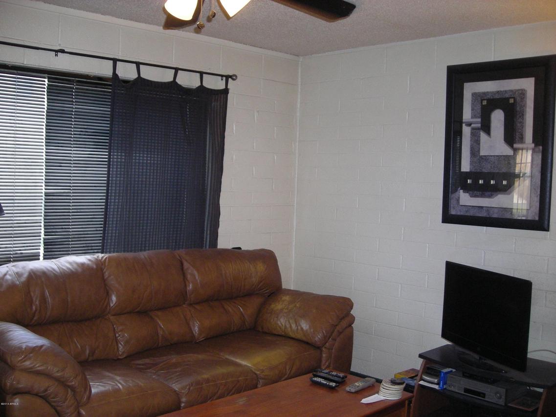 5311 N Black Canyon Hwy., Phoenix, AZ 85015