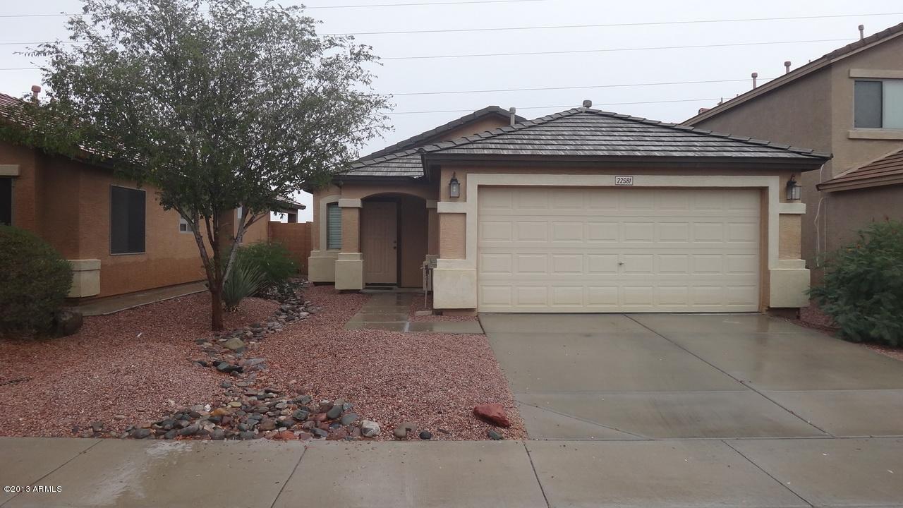 22581 N Davis Way, Maricopa, AZ 85239