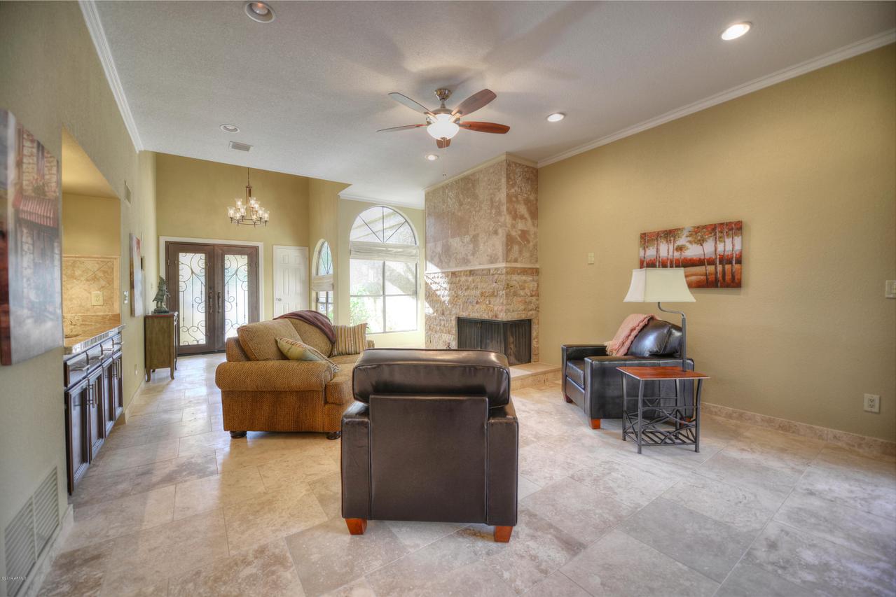 8730 E Belgian Tr., Scottsdale, AZ 85258