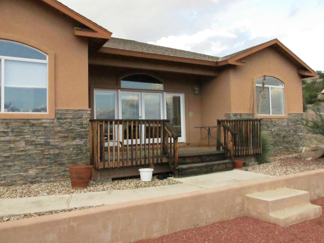 10670 E Saddle Rock Rd., Cornville, AZ 86325