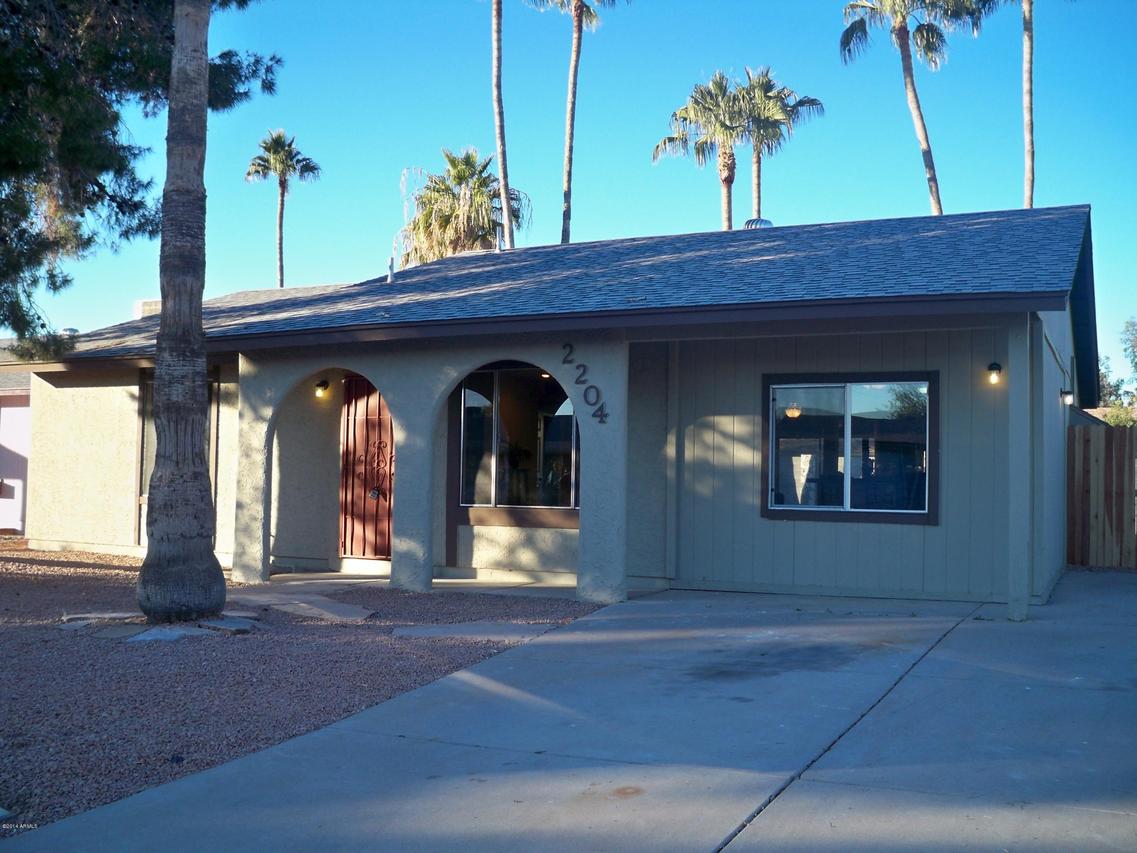 2204 W Bentrup St., Chandler, AZ 85224
