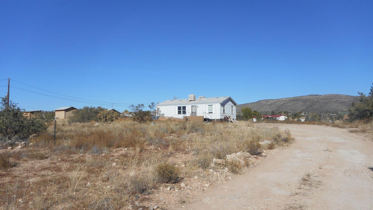 225 S El Rancho Bonito Rd., Cornville, AZ 86325