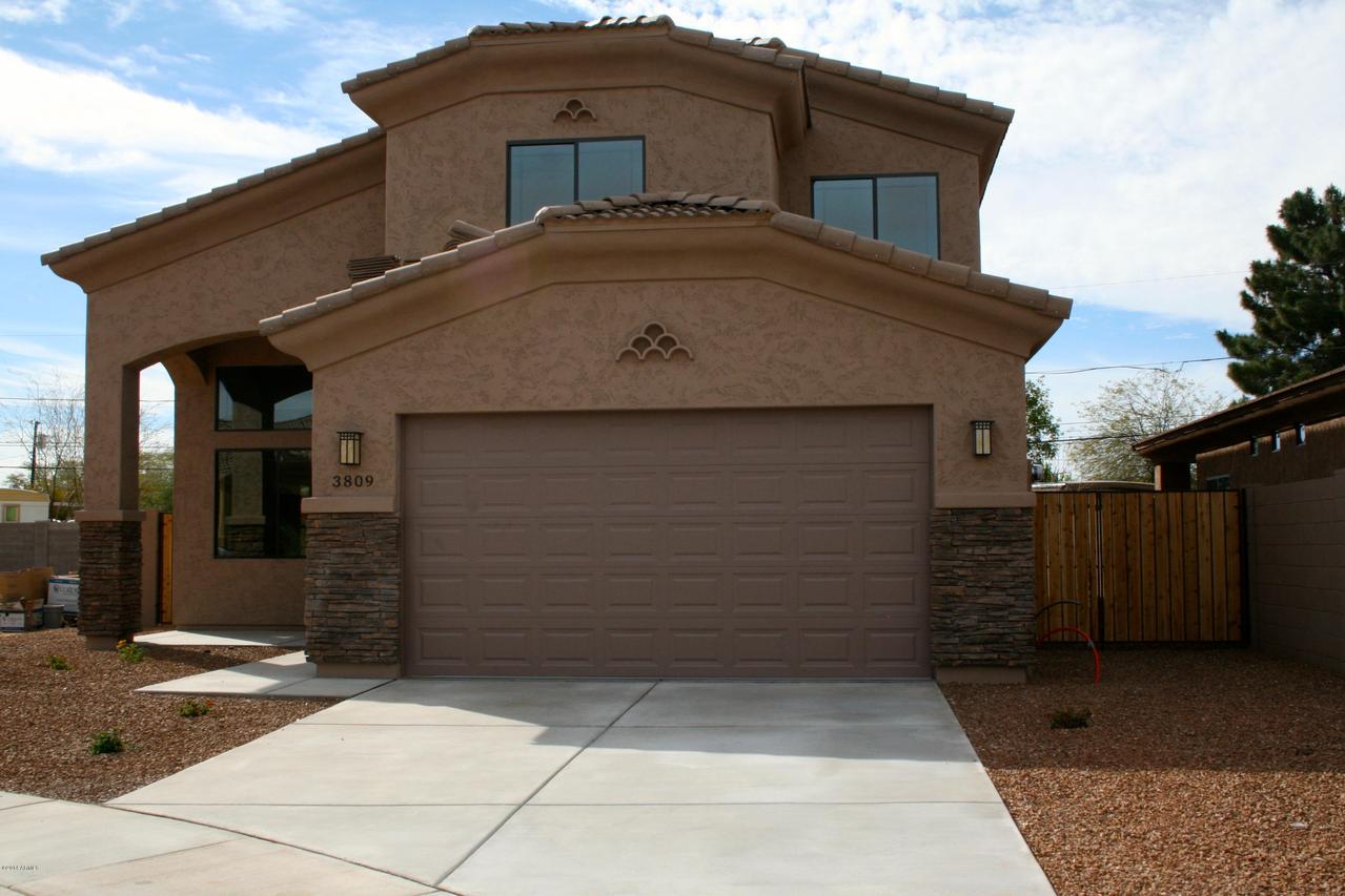 3809 E Sunstream Way, Phoenix, AZ 85032