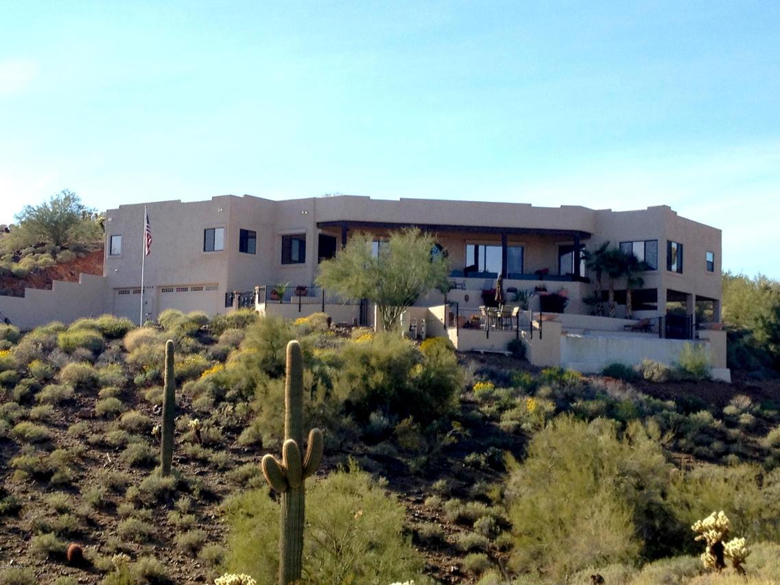 208 W Briles Rd., Phoenix, AZ 85085