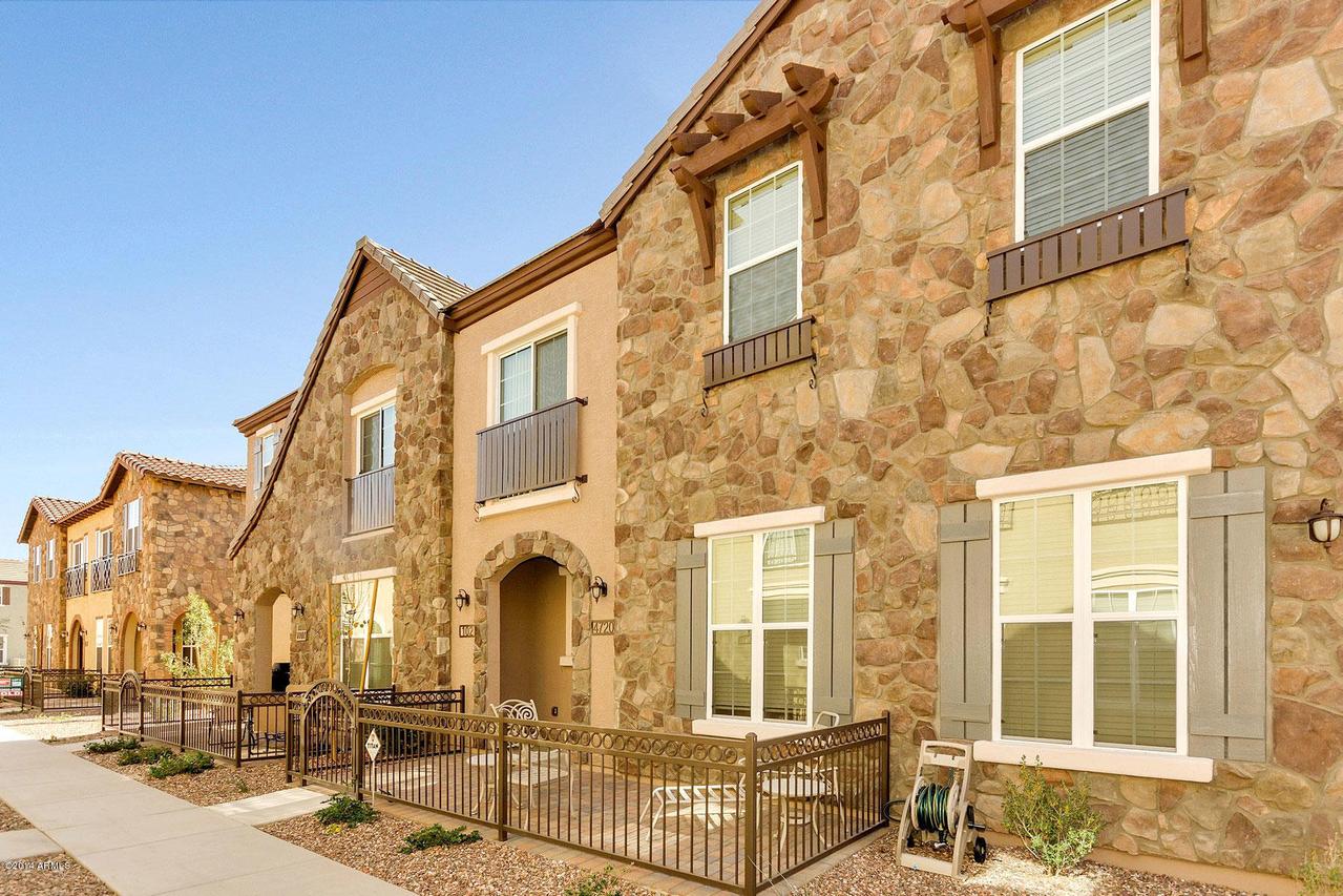 4720 E Portola Valley Dr. #102, Gilbert, AZ 85297