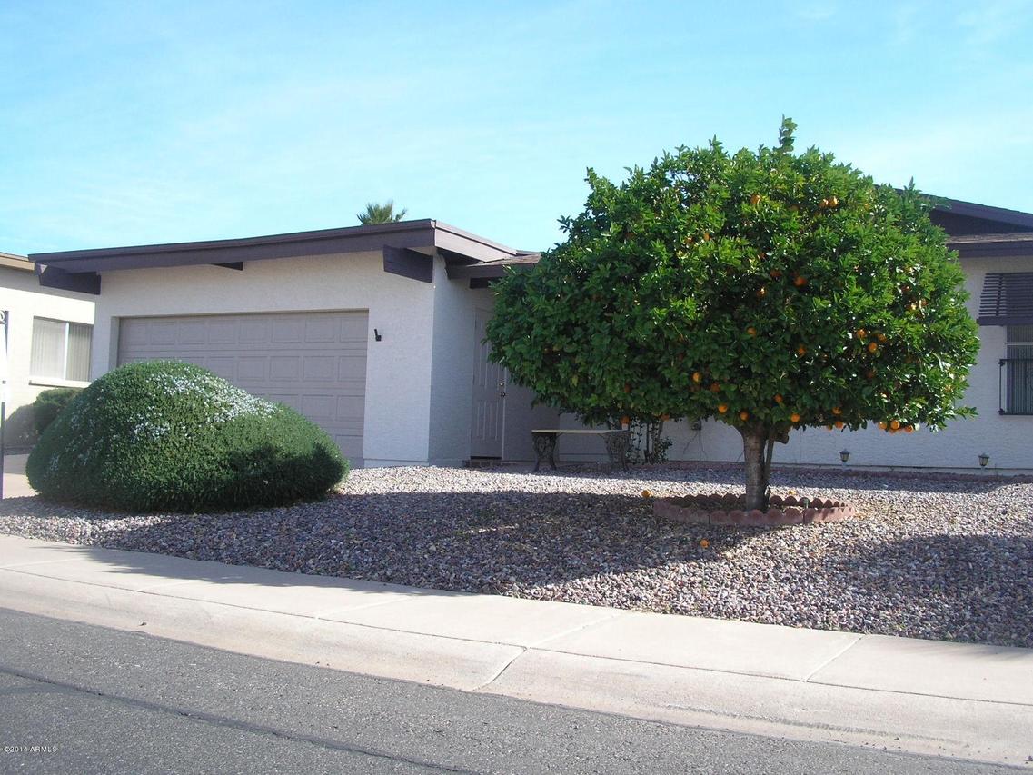 2229 N Middlecoff Dr., Mesa, AZ 85215