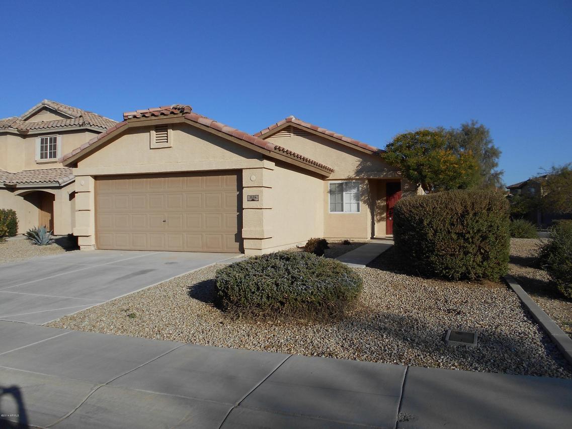 1124 E Rolls Rd., San Tan Valley, AZ 85143