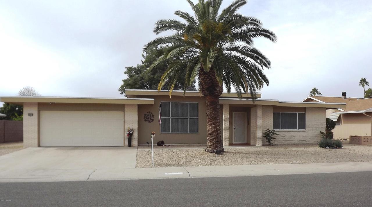 16218 N Meadow Park Dr., Sun City, AZ 85351