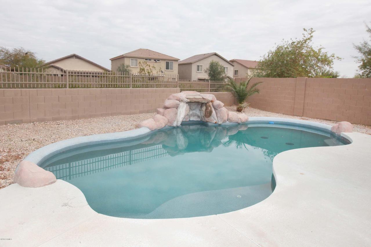 1315 S 229th Ave., Buckeye, AZ 85326
