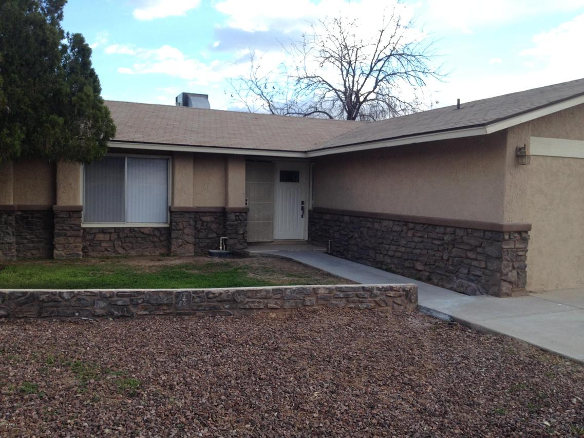 2231 W Emerald Cir., Mesa, AZ 85202