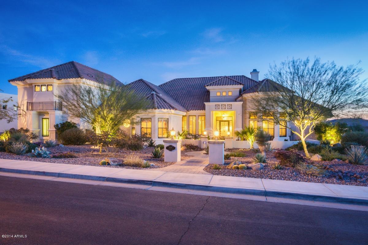 8305 E Leonora St., Mesa, AZ 85207