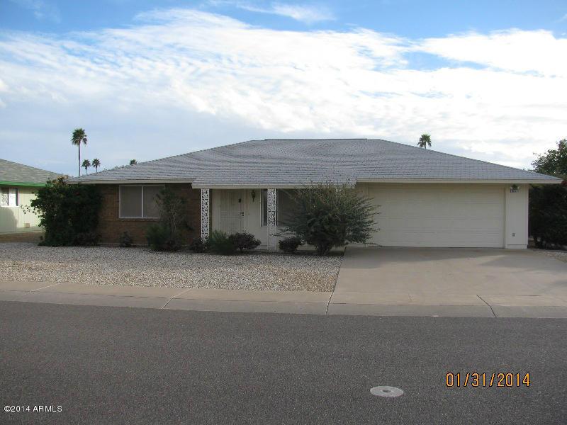 10137 W Concho Cir., Sun City, AZ 85373