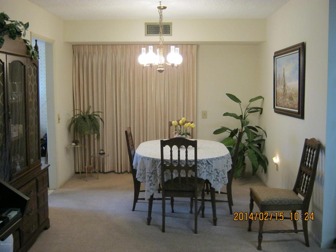 9945 W Ocotillo Dr., Sun City, AZ 85373