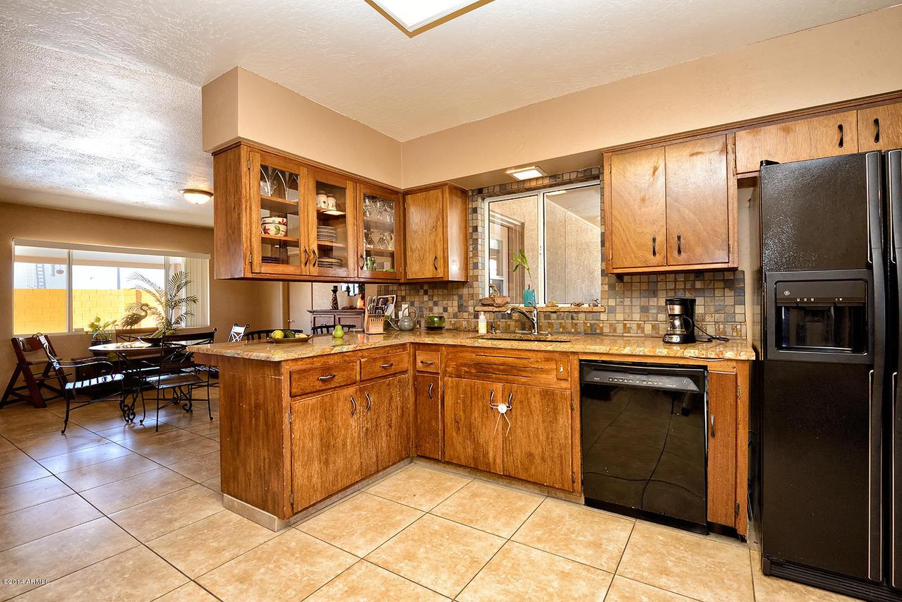 2516 W Village Dr., Phoenix, AZ 85023