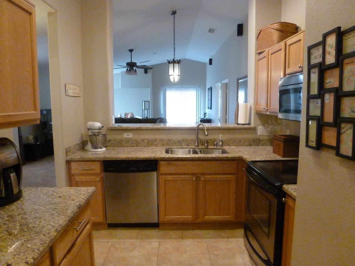 7324 W Rue De Lamour, Peoria, AZ 85381