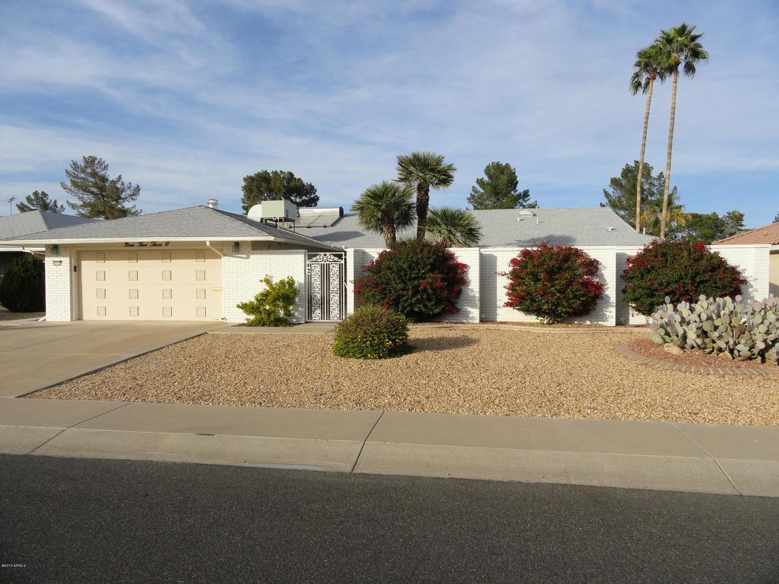 9530 W Lindgren Ave., Sun City, AZ 85373
