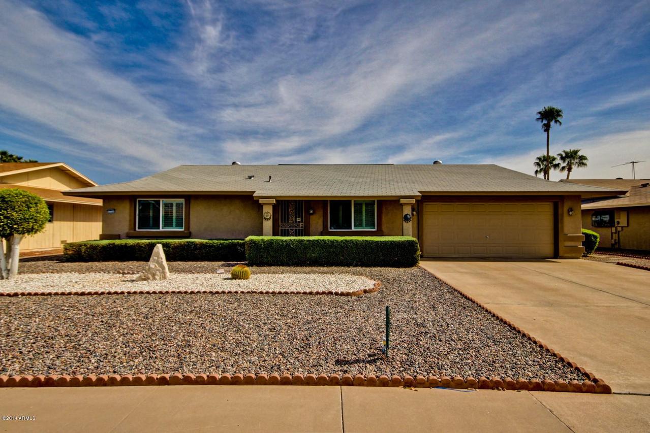 17231 N Foothills Dr., Sun City, AZ 85373