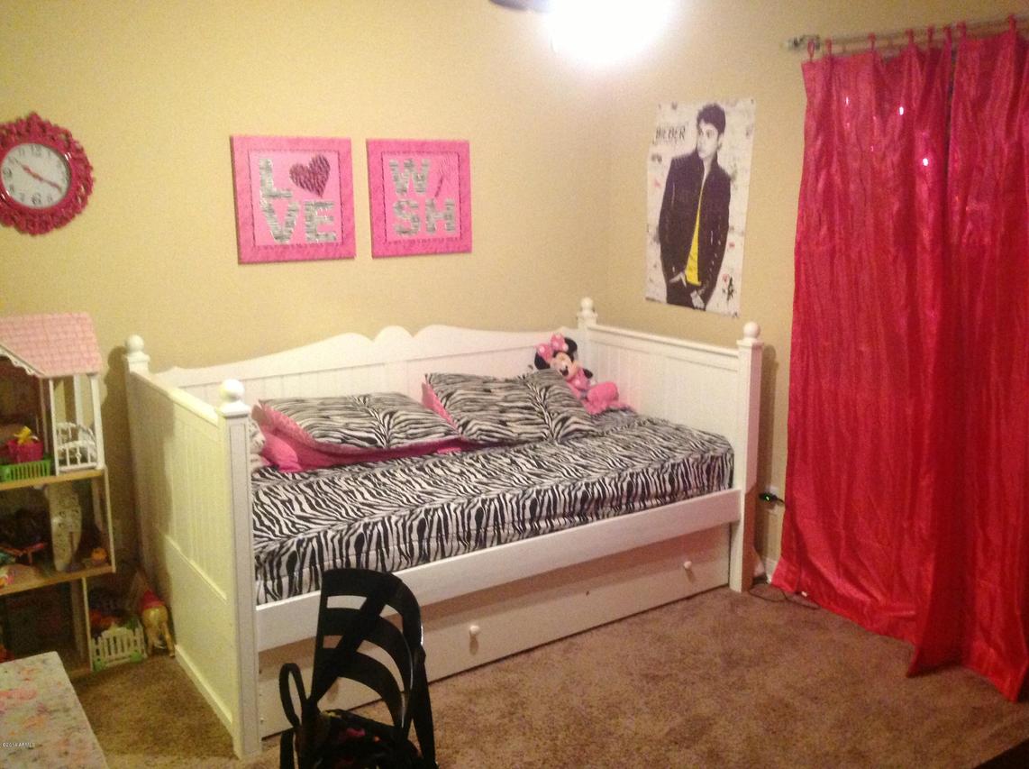 332 S Travis St., Mesa, AZ 85208