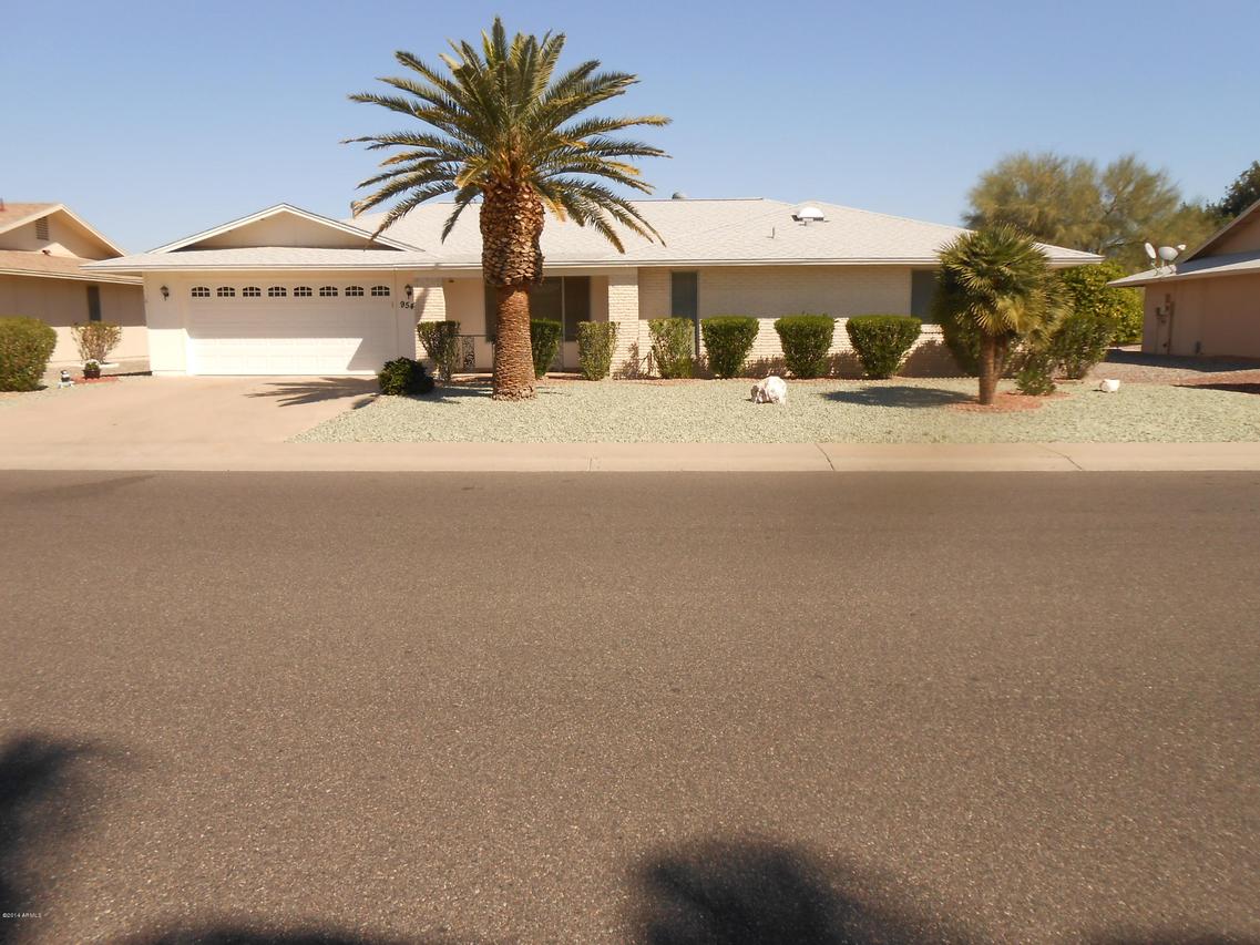 9542 W Country Club Dr., Sun City, AZ 85373