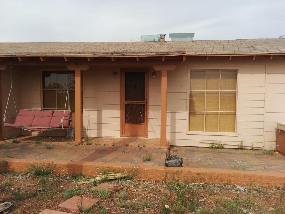 880 S Vulture Mine Rd., Wickenburg, AZ 85390