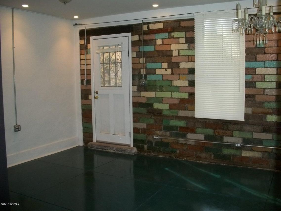 1305 W Monroe St., Phoenix, AZ 85007