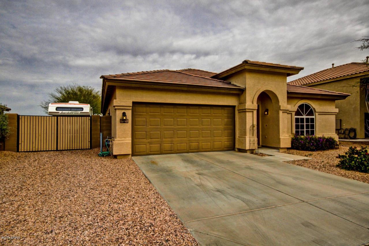 484 E Rosebud Dr., San Tan Valley, AZ 85143