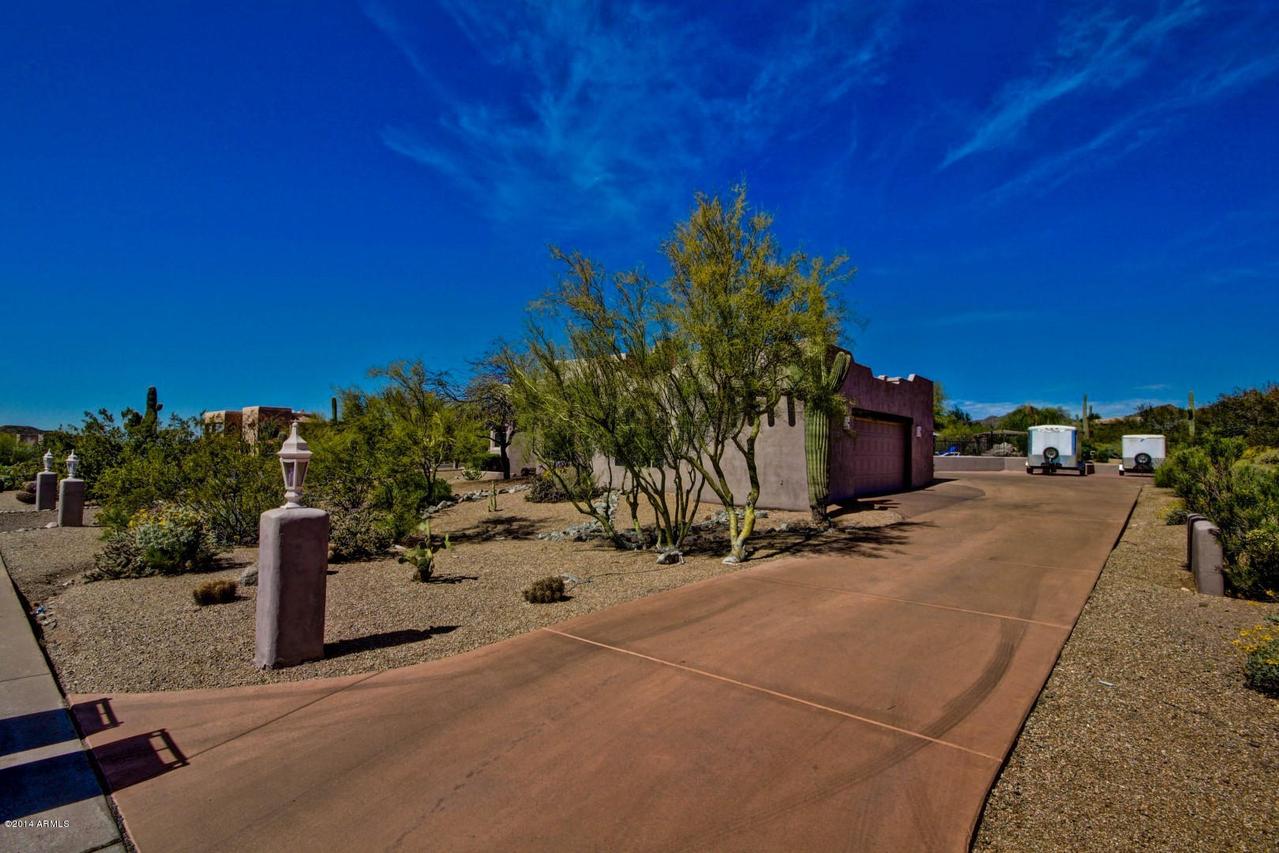 3530 N Hawes Rd. #13, Mesa, AZ 85207