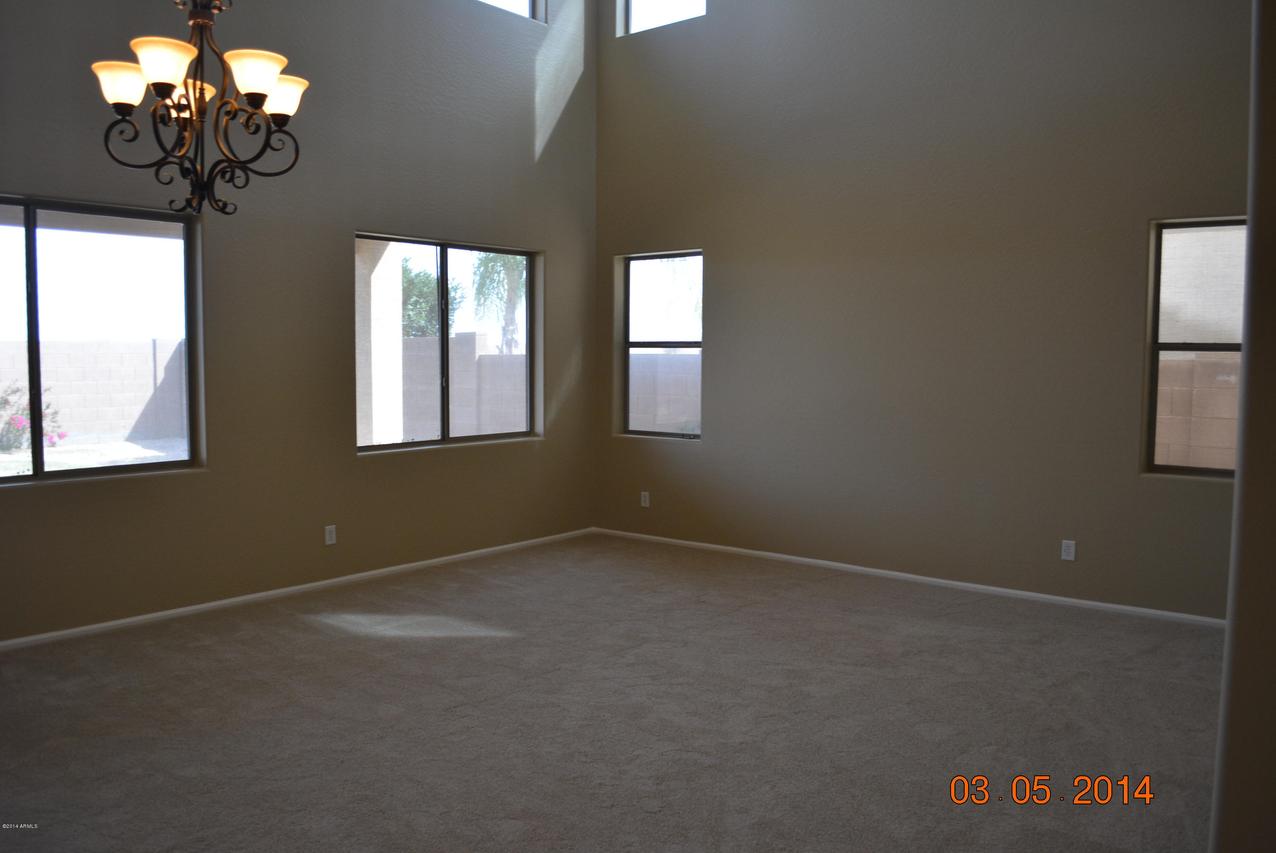 29077 N Calcite Way, San Tan Valley, AZ 85143