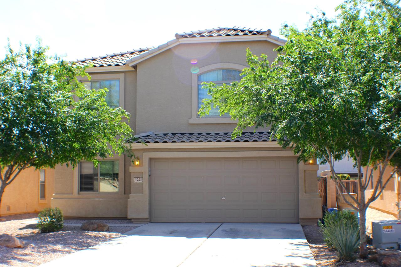 3903 E Rock Dr., San Tan Valley, AZ 85143