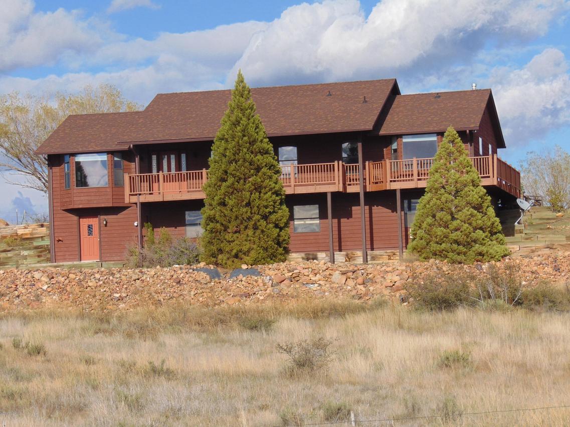 14435 E Redwood Farm, Dewey, AZ 86327