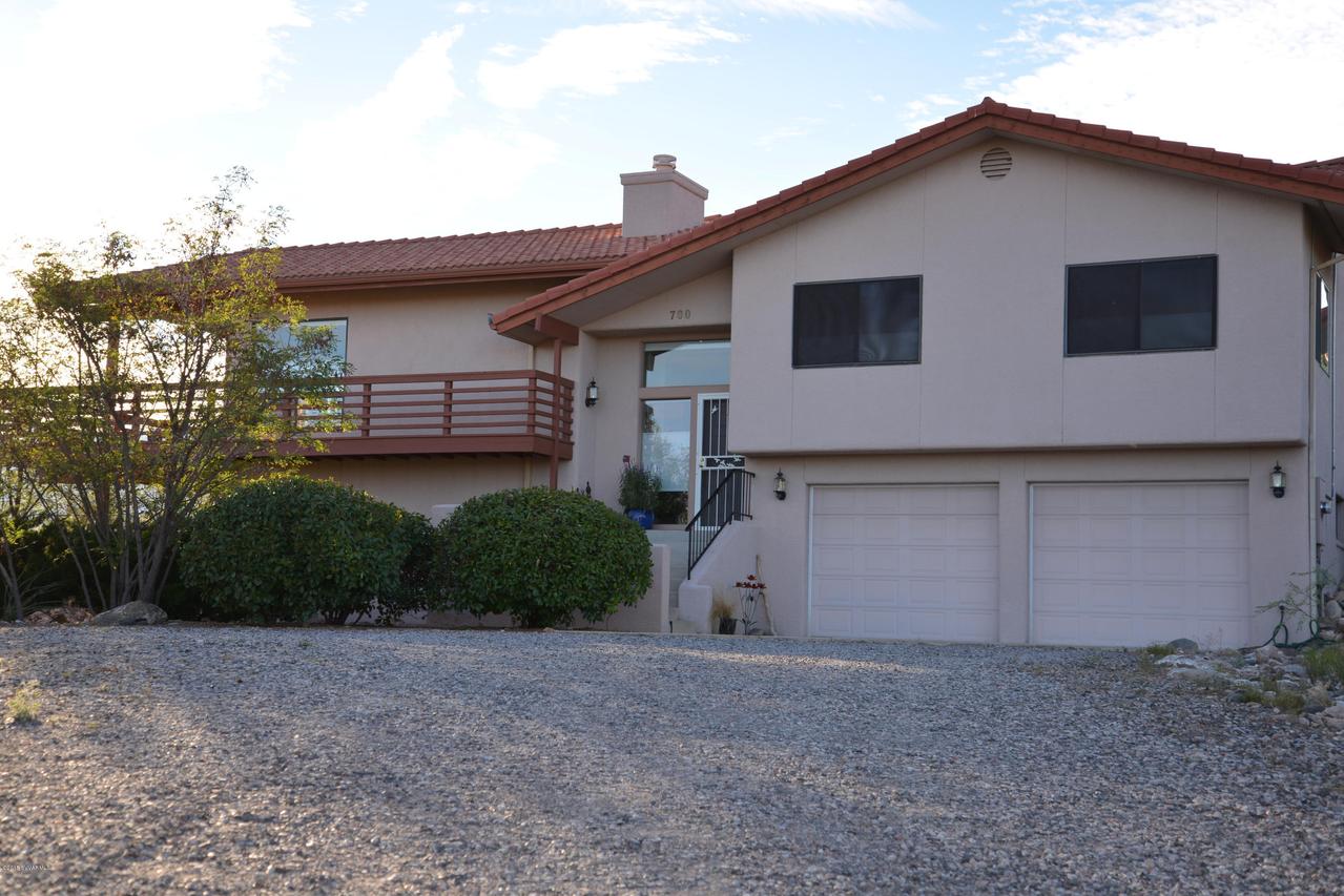 700 Redtail Hawk Dr., Clarkdale, AZ 86324