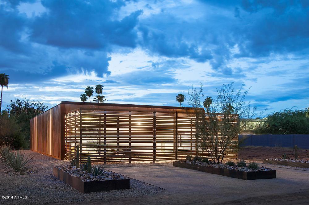 2302 E Curnow Dr., Phoenix, AZ 85016