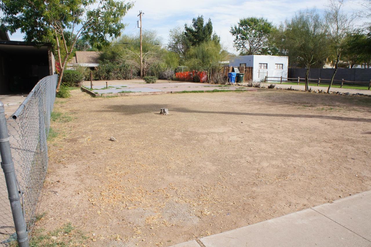 2037 N 22nd Pl. #20, Phoenix, AZ 85006