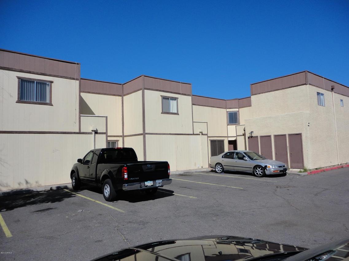 1757 E Pepper Cir., Mesa, AZ 85203