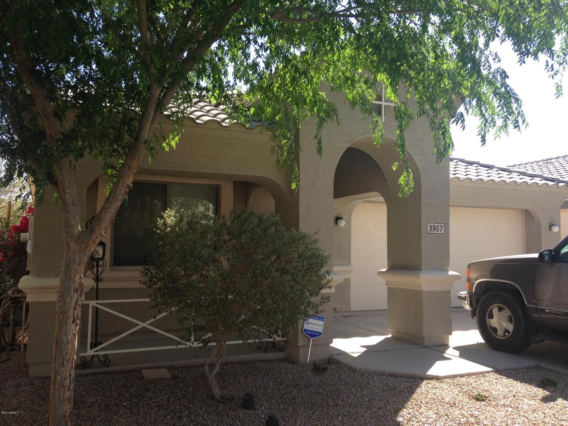 3957 E Copper Rd., San Tan Valley, AZ 85143