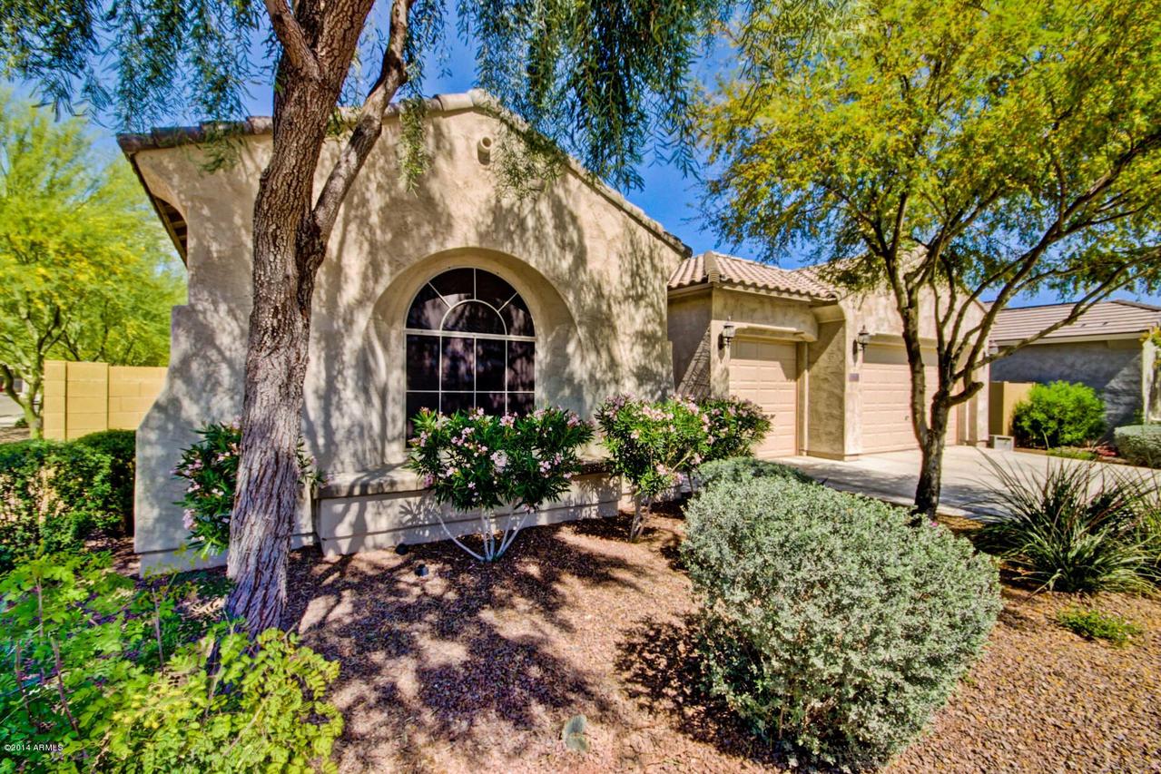 18194 W Las Palmaritas Dr., Waddell, AZ 85355