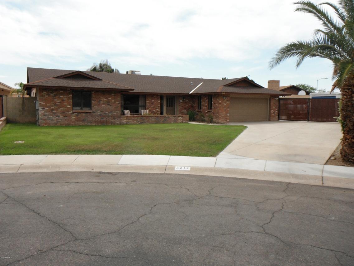 8213 W Laurel Ln., Peoria, AZ 85345