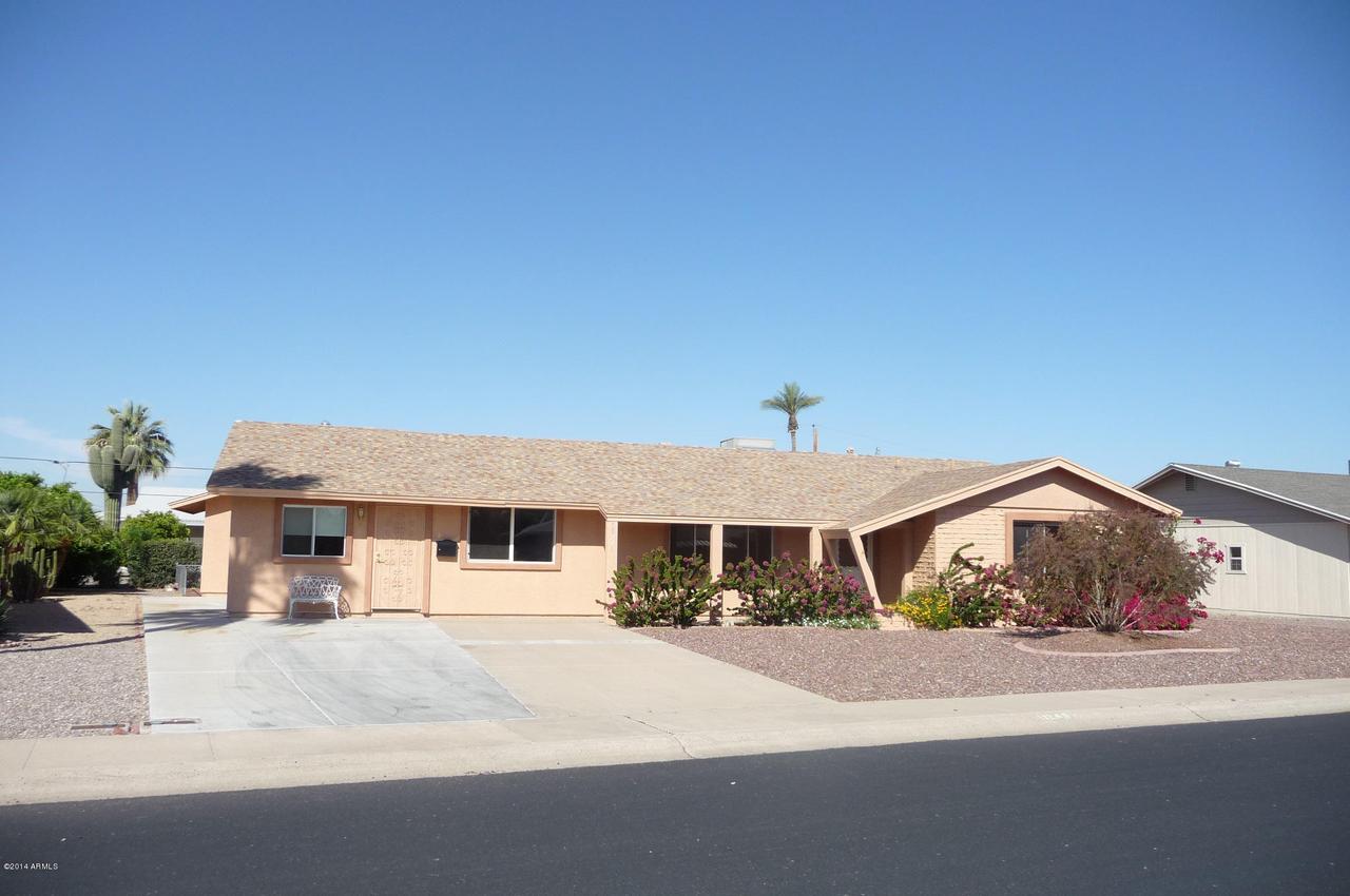 11246 N 110th Dr., Sun City, AZ 85351
