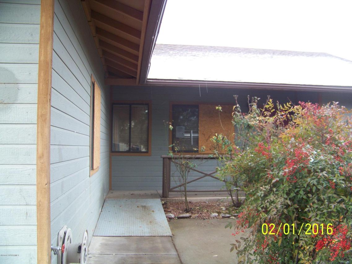 5700 N Debbie, Rimrock, AZ 86335