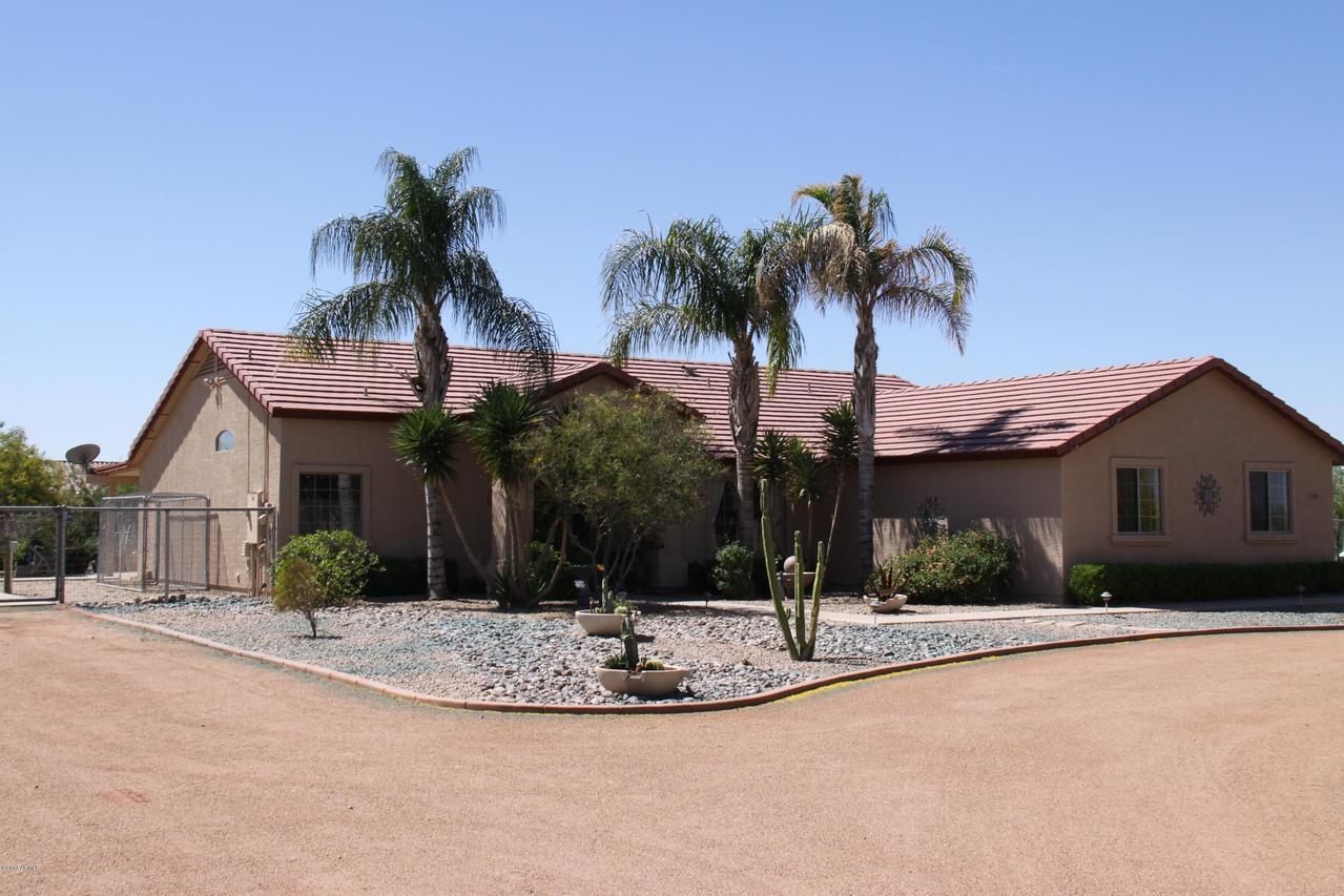 3989 E Santa Clara Dr., San Tan Valley, AZ 85140