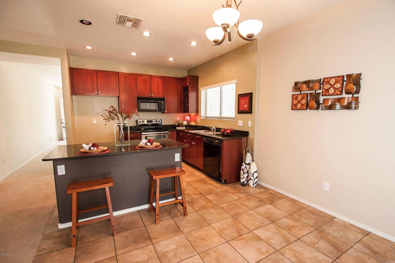 4907 S 24th Ave., Phoenix, AZ 85041