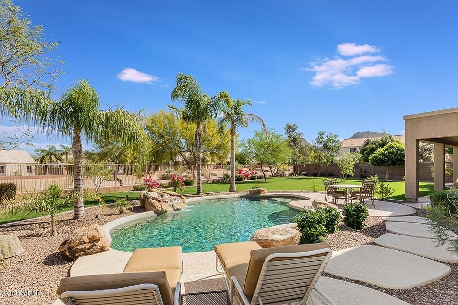 6860 W Antelope Dr., Peoria, AZ 85383