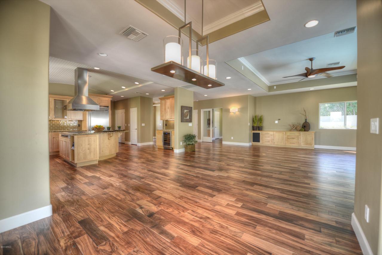 3216 E Oregon Ave., Phoenix, AZ 85018