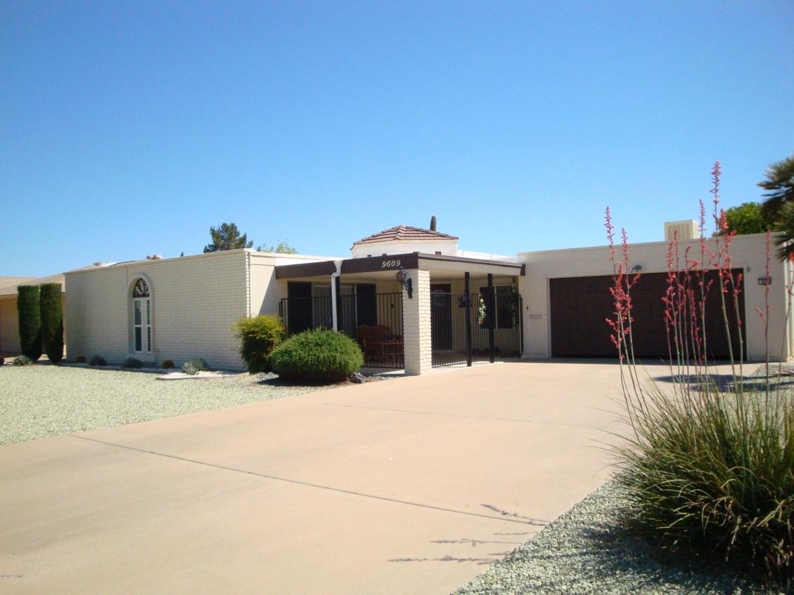 9609 W Greenway Rd., Sun City, AZ 85351