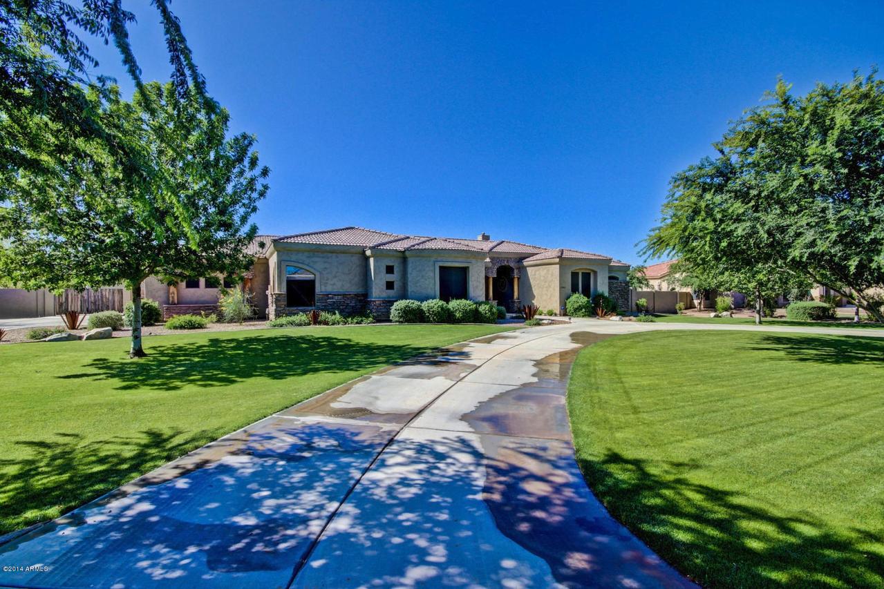 19949 E Elaine Cir., Queen Creek, AZ 85242