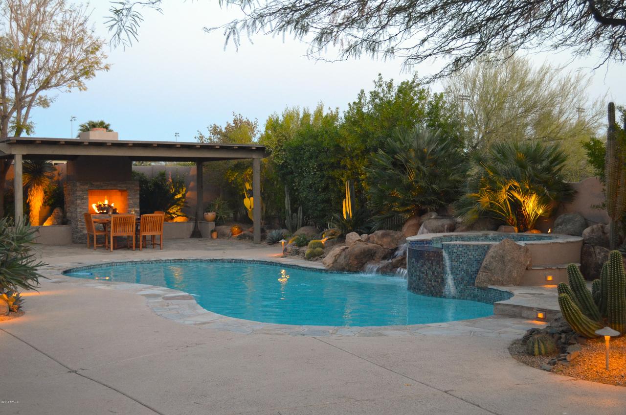 5753 E Night Glow Cir., Scottsdale, AZ 85331