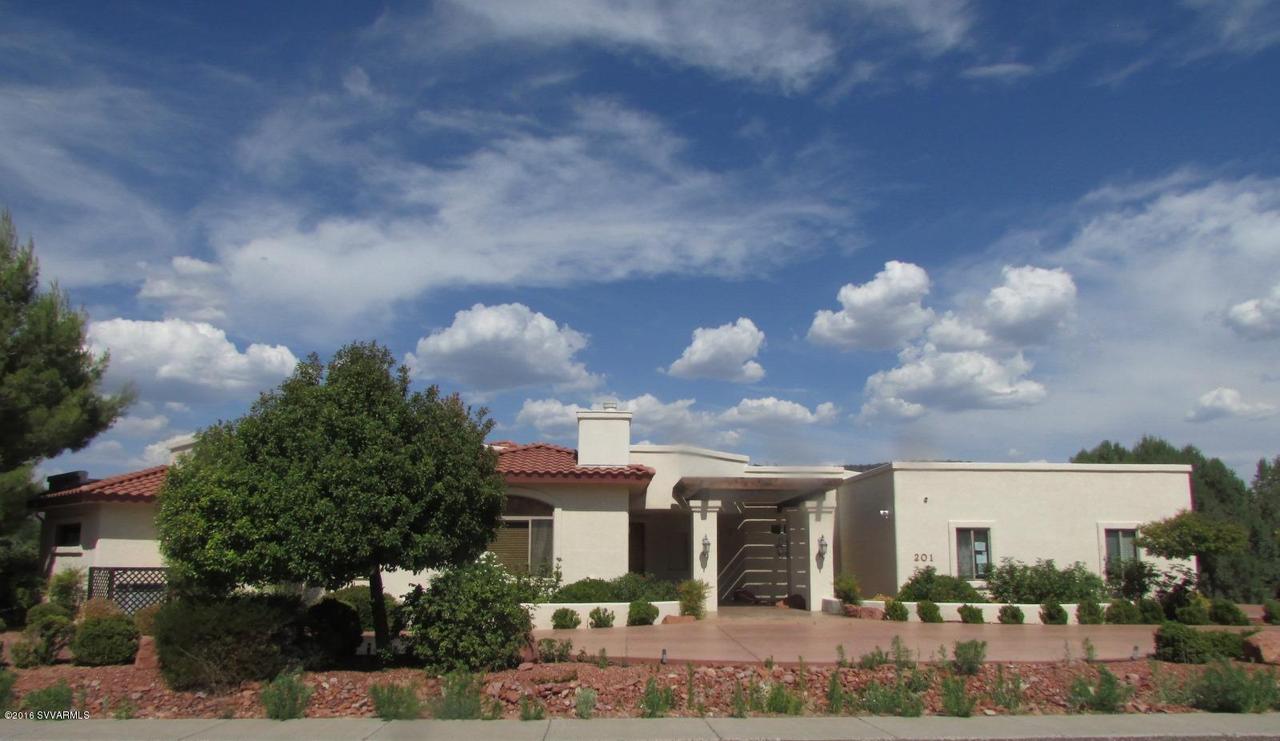 201 E Saddlehorn Rd., Sedona, AZ 86351