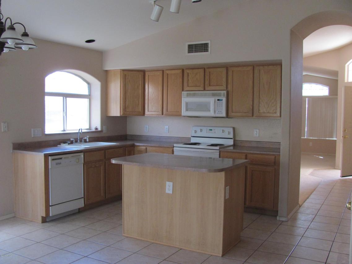 9584 W Irma Ln., Peoria, AZ 85382